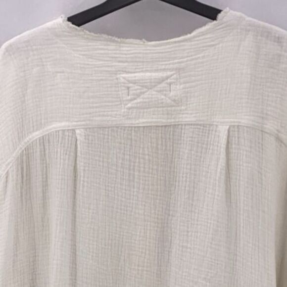We The Free People Oversize Top M Cream Cotton Button Fray Pillowy Cover Up - Picture 6 of 13